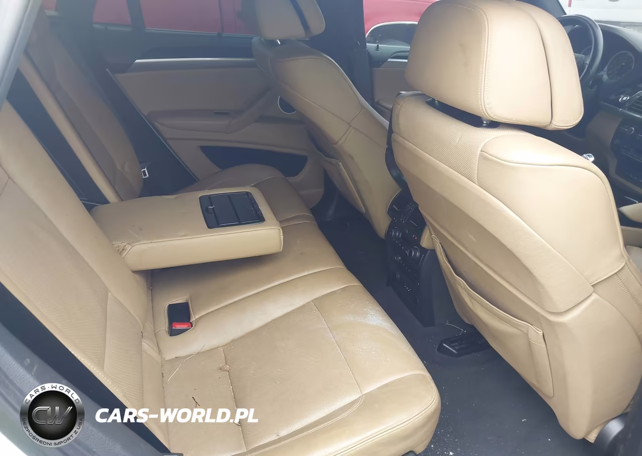 2012 BMW X6 M VIN:5YMGZ0C53CLL29555 - 8
