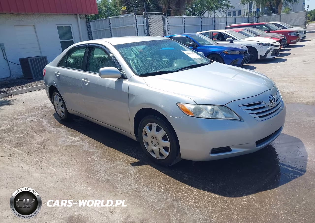 2007 Toyota Camry Le – zdjęcie 1 z 11