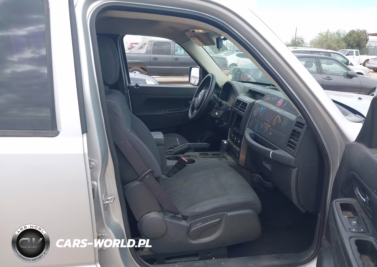 2011 Jeep Liberty Sport VIN:1J4PP2GK7BW572741 - 5