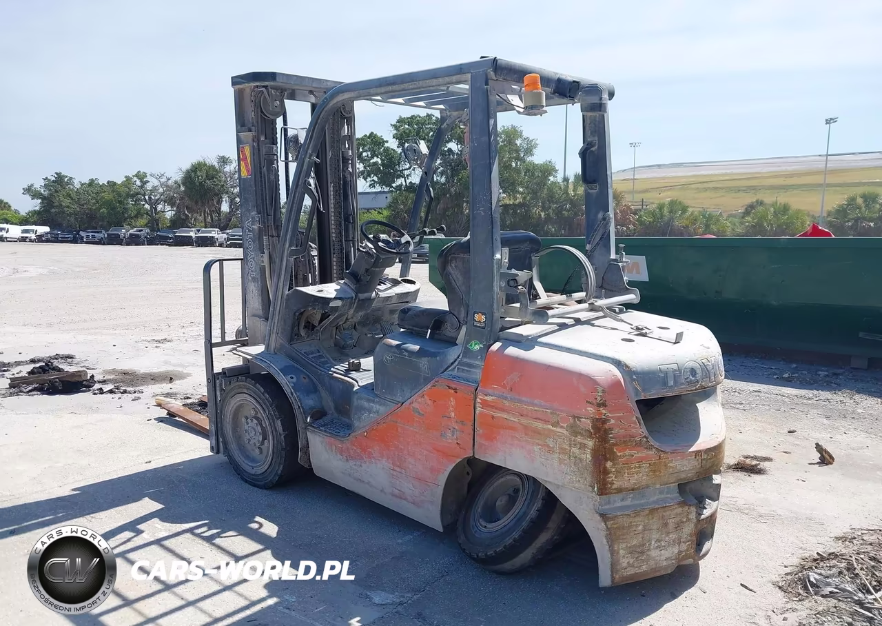 2016 Toyota 8 Series Ic Solid Pneumat VIN:00000000000070724 - 3