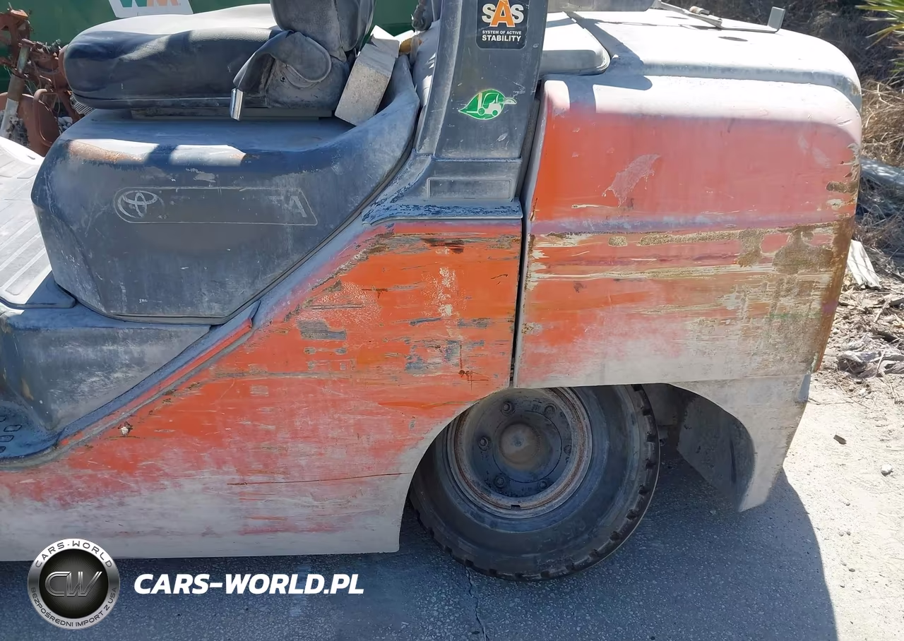 2016 Toyota 8 Series Ic Solid Pneumat VIN:00000000000070724 - 6