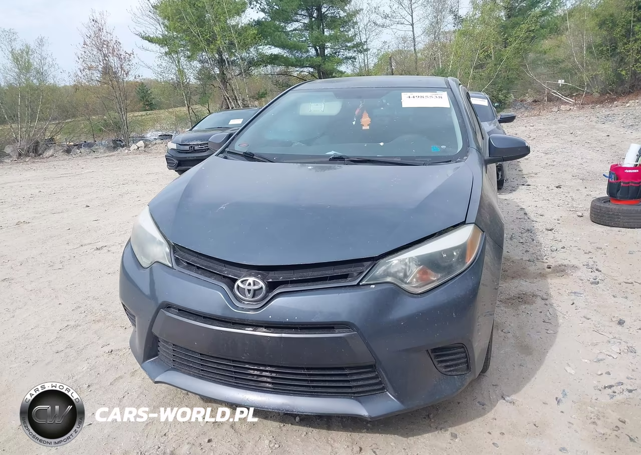 2015 Toyota Corolla Le VIN:5YFBURHE5FP352880 - 13