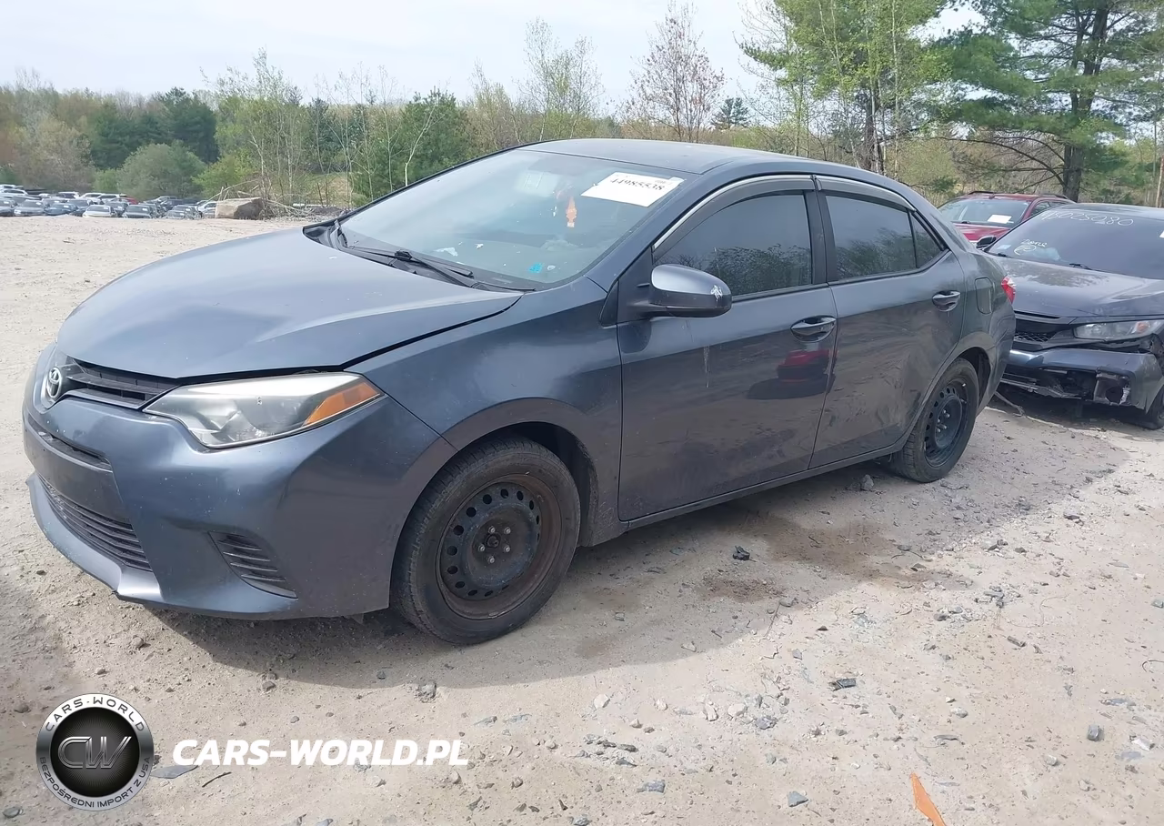 2015 Toyota Corolla Le VIN:5YFBURHE5FP352880 - 2
