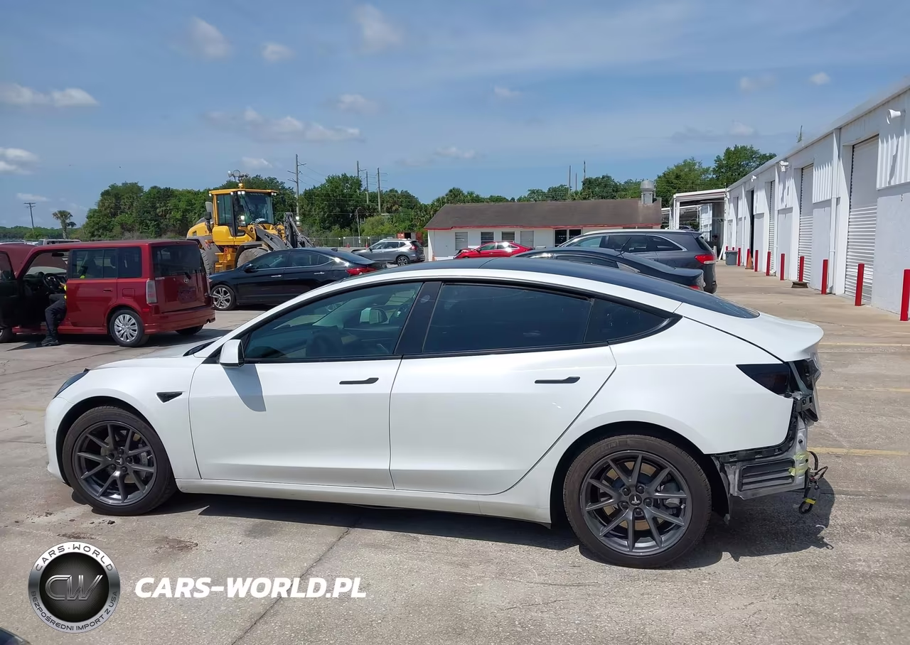 2021 Tesla Model 3 Standard Range Plus Rear-Wheel Drive VIN:5YJ3E1EA8MF919421 - 14