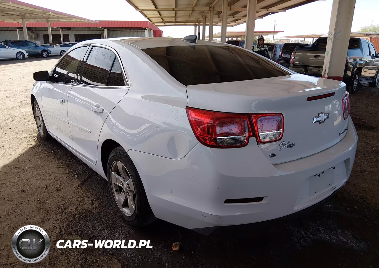 2015 Chevrolet Malibu Ls VIN:1G11B5SLXFF142826 - 3