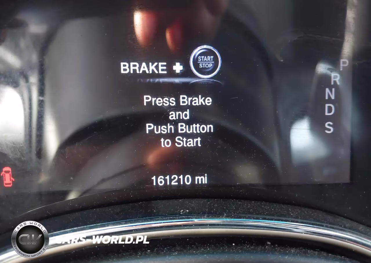 2015 Jeep Grand Cherokee Laredo VIN:1C4RJEAG8FC895211 - 15