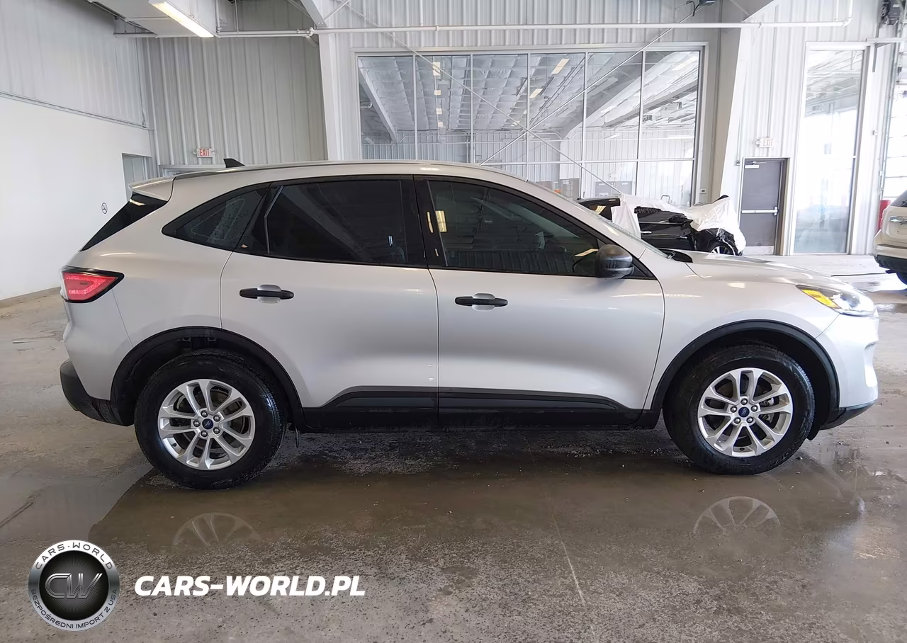 2020 Ford Escape S VIN:1FMCU0F62LUC24960 - 13