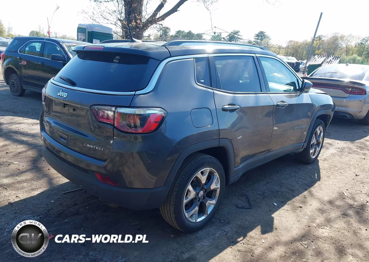 2019 Jeep Compass Limited 4X4 VIN:3C4NJDCB6KT670214 - 4