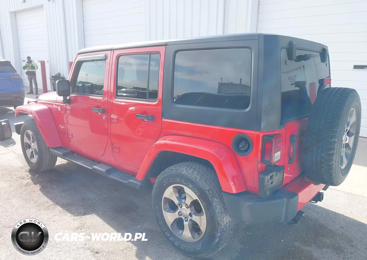 2016 Jeep Wrangler Unlimited Sahara VIN:1C4BJWEG4GL242880 - 3