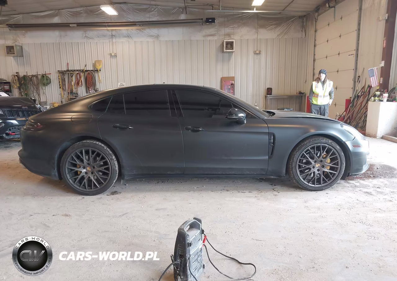 2017 Porsche Panamera 4 VIN:WP0AA2A71HL100398 - 13