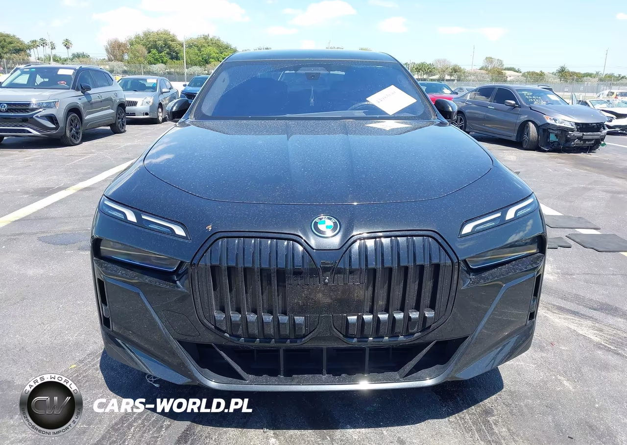 2023 BMW I7 xDrive60 VIN:WBY53EJ01PCN69259 - 13