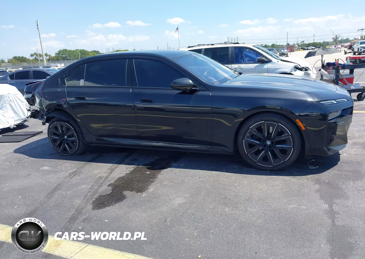 2023 BMW I7 xDrive60 VIN:WBY53EJ01PCN69259 - 14