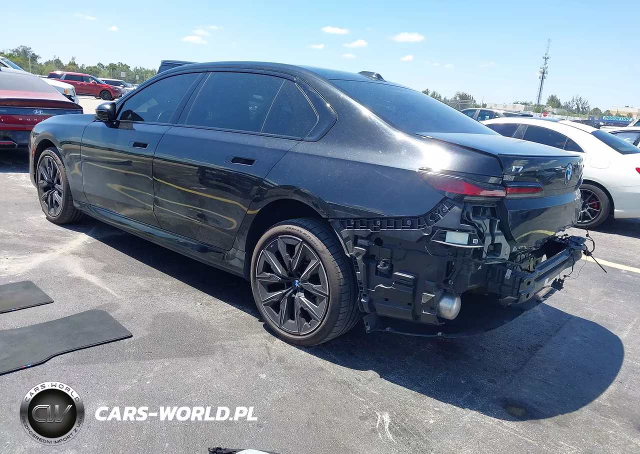2023 BMW I7 xDrive60 VIN:WBY53EJ01PCN69259 - 3