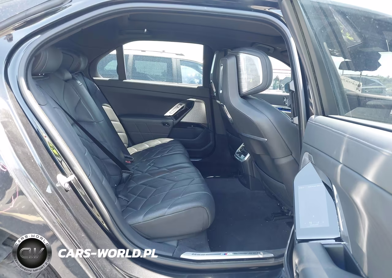 2023 BMW I7 xDrive60 VIN:WBY53EJ01PCN69259 - 8