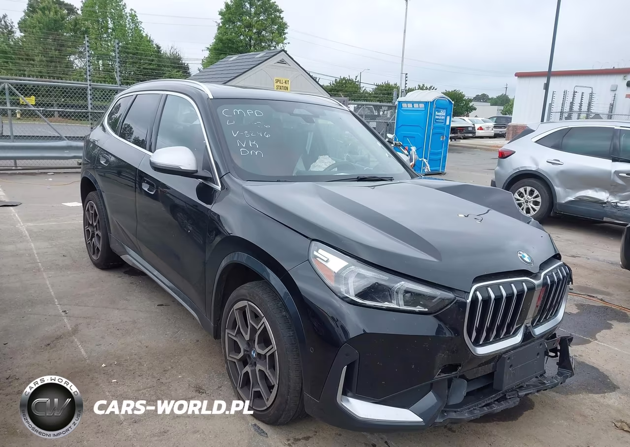 2023 BMW X1 xDrive28I – zdjęcie 1 z 16