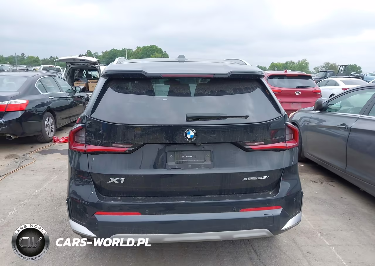 2023 BMW X1 xDrive28I VIN:WBX73EF09P5X68246 - 16