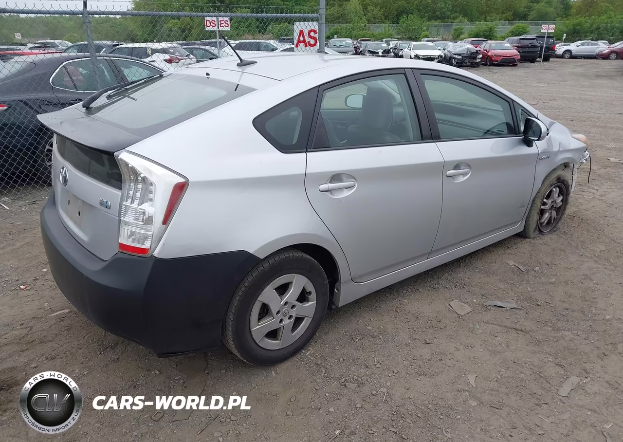 2010 Toyota Prius Iv VIN:JTDKN3DU4A0014977 - 4