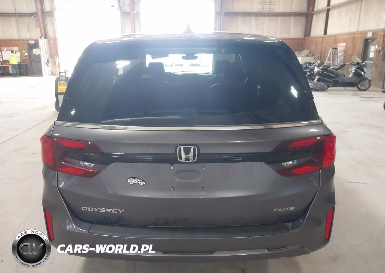 2026 Honda Odyssey Elite VIN:5FNRL6H92TB019451 - 16