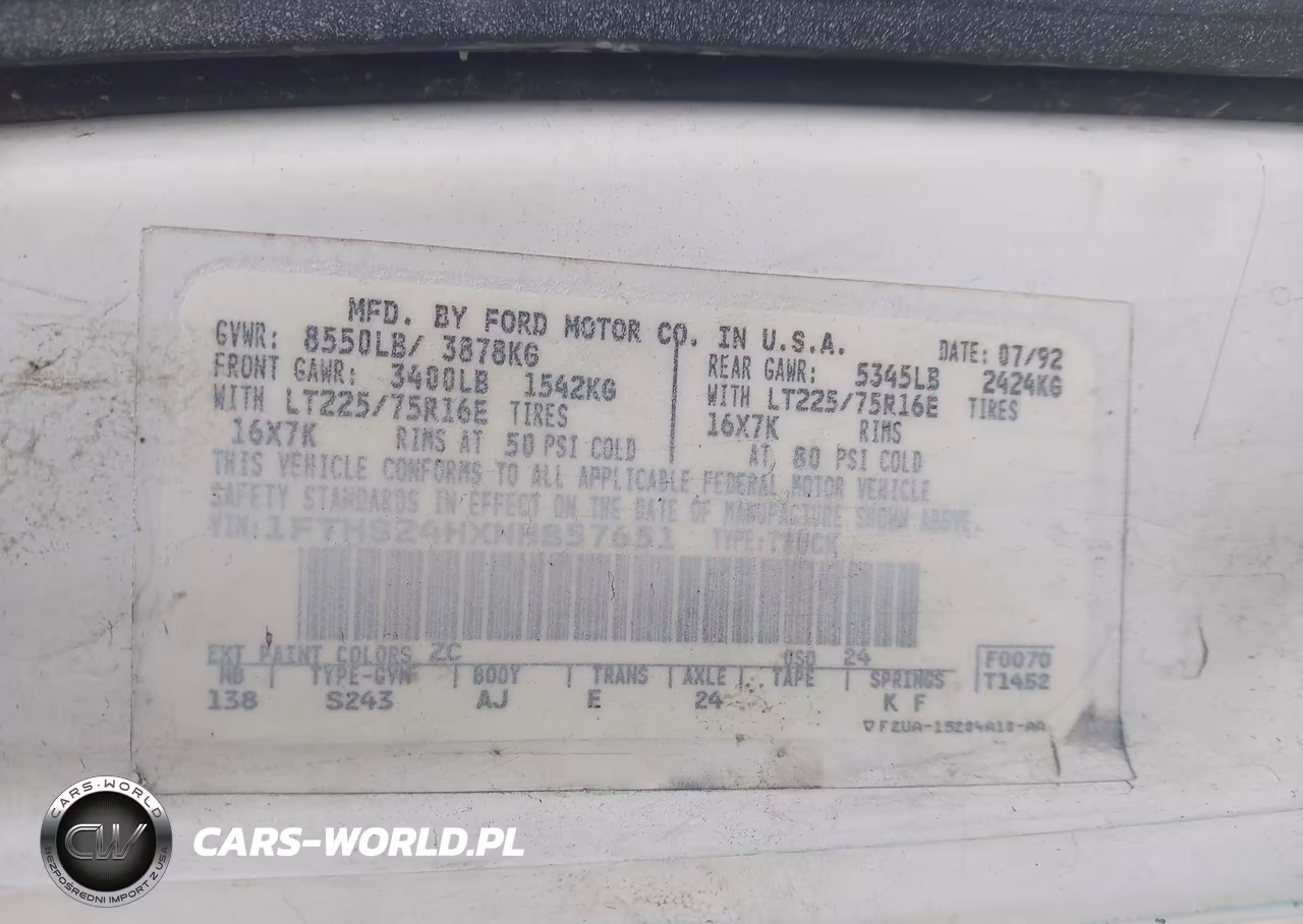 1992 Ford Econoline E250 Super Duty Van VIN:1FTHS24HXNHB57651 - 9