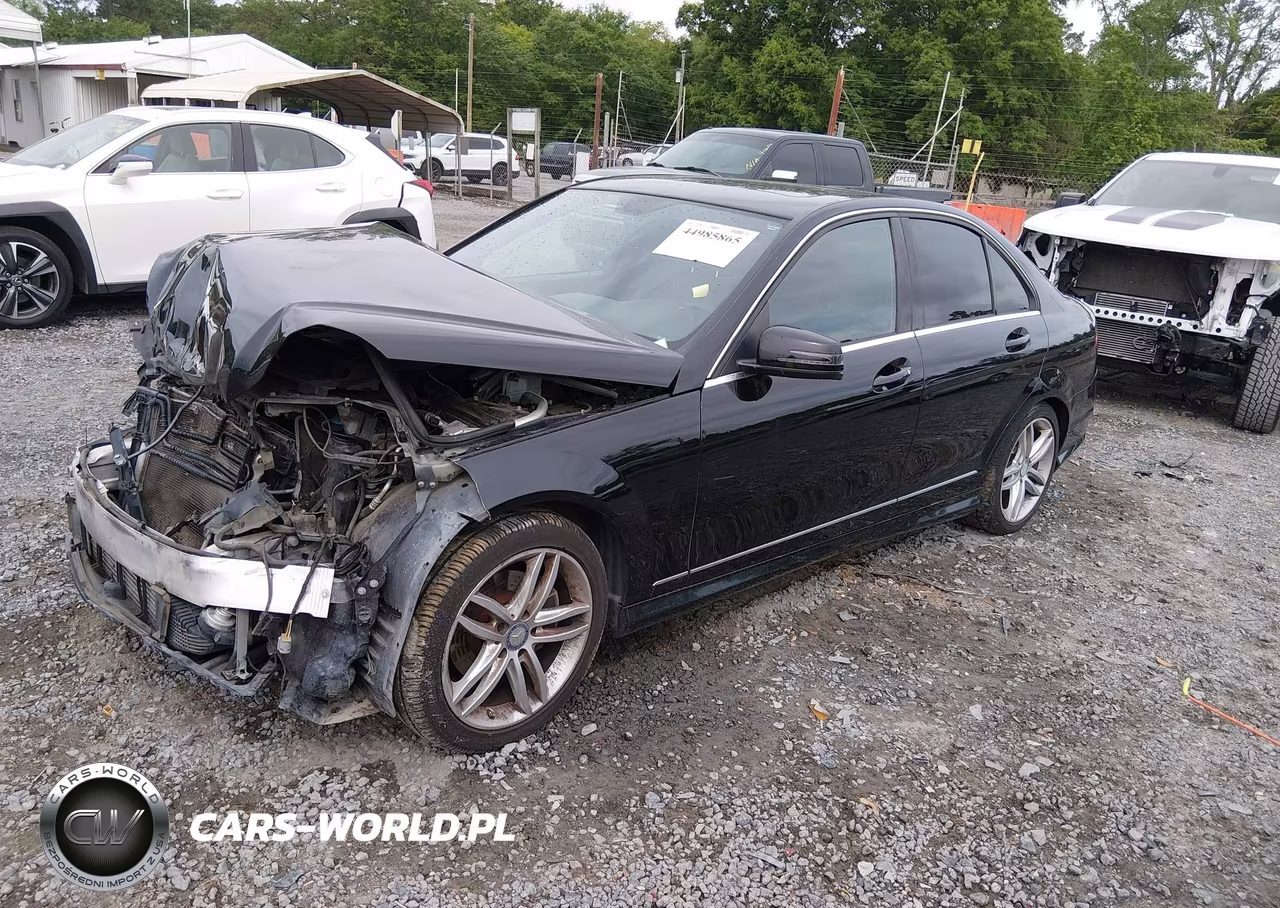 2014 Mercedes-Benz C 250 Sport VIN:WDDGF4HB3ER305480 - 2
