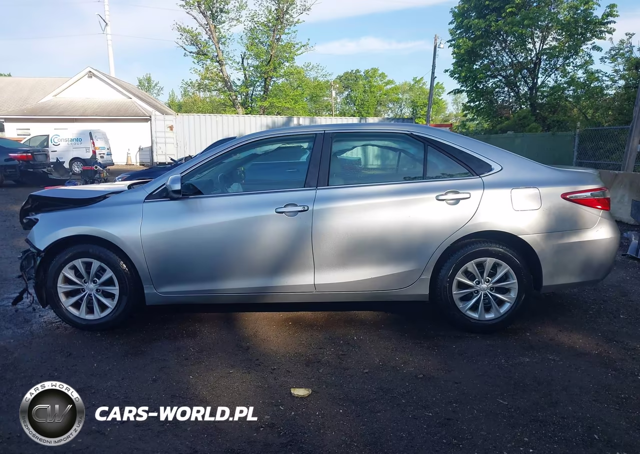 2017 Toyota Camry Le VIN:4T1BF1FKXHU413436 - 14