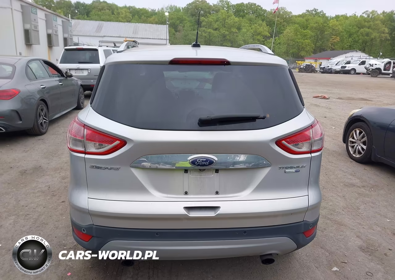 2015 Ford Escape Titanium VIN:1FMCU9J95FUB00322 - 16