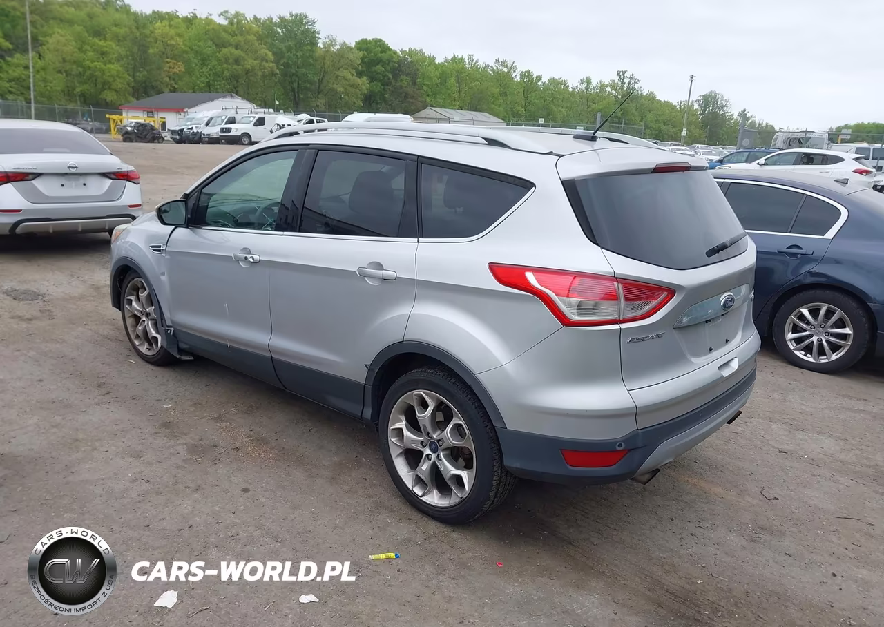 2015 Ford Escape Titanium VIN:1FMCU9J95FUB00322 - 3