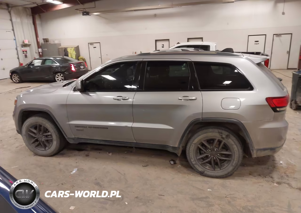 2016 Jeep Grand Cherokee 75Th Anniversary VIN:1C4RJFAGXGC494380 - 14