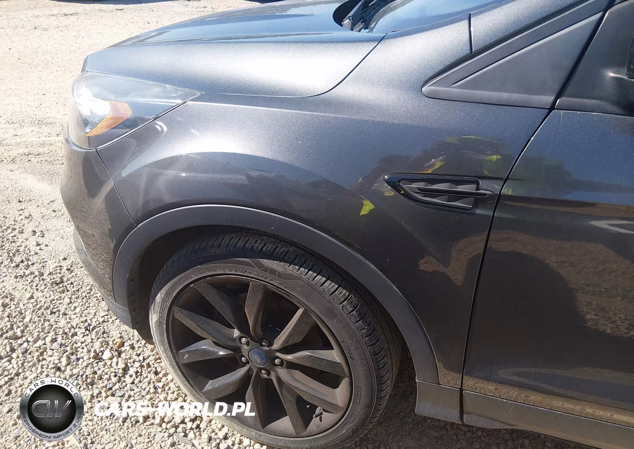 2018 Ford Escape Se VIN:1FMCU9GD6JUA14831 - 18