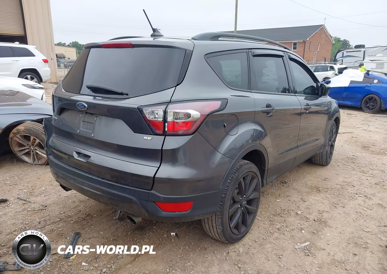 2018 Ford Escape Se VIN:1FMCU9GD6JUA14831 - 4