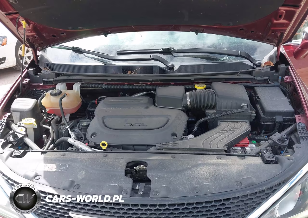 2019 Chrysler Pacifica Limited VIN:2C4RC1GG3KR703849 - 10