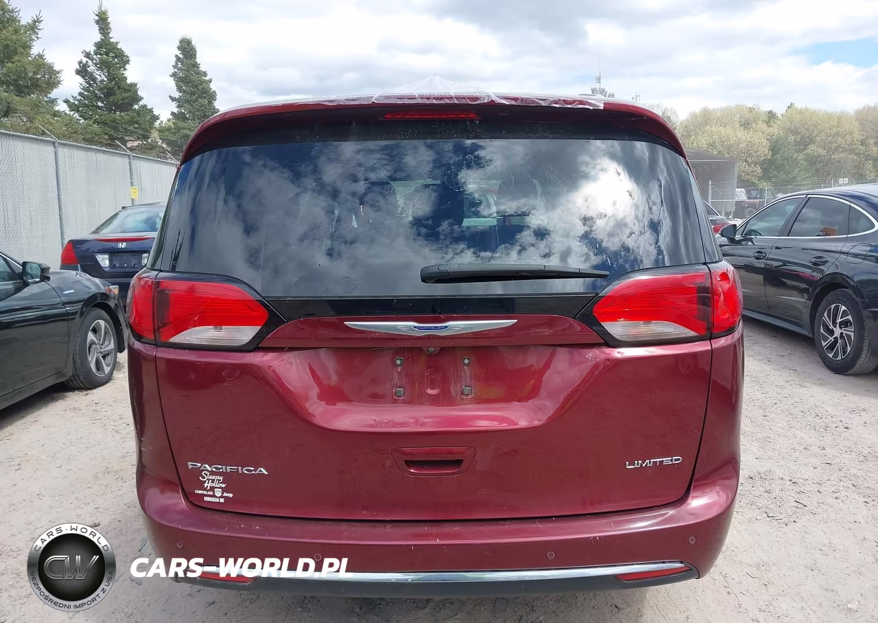 2019 Chrysler Pacifica Limited VIN:2C4RC1GG3KR703849 - 16