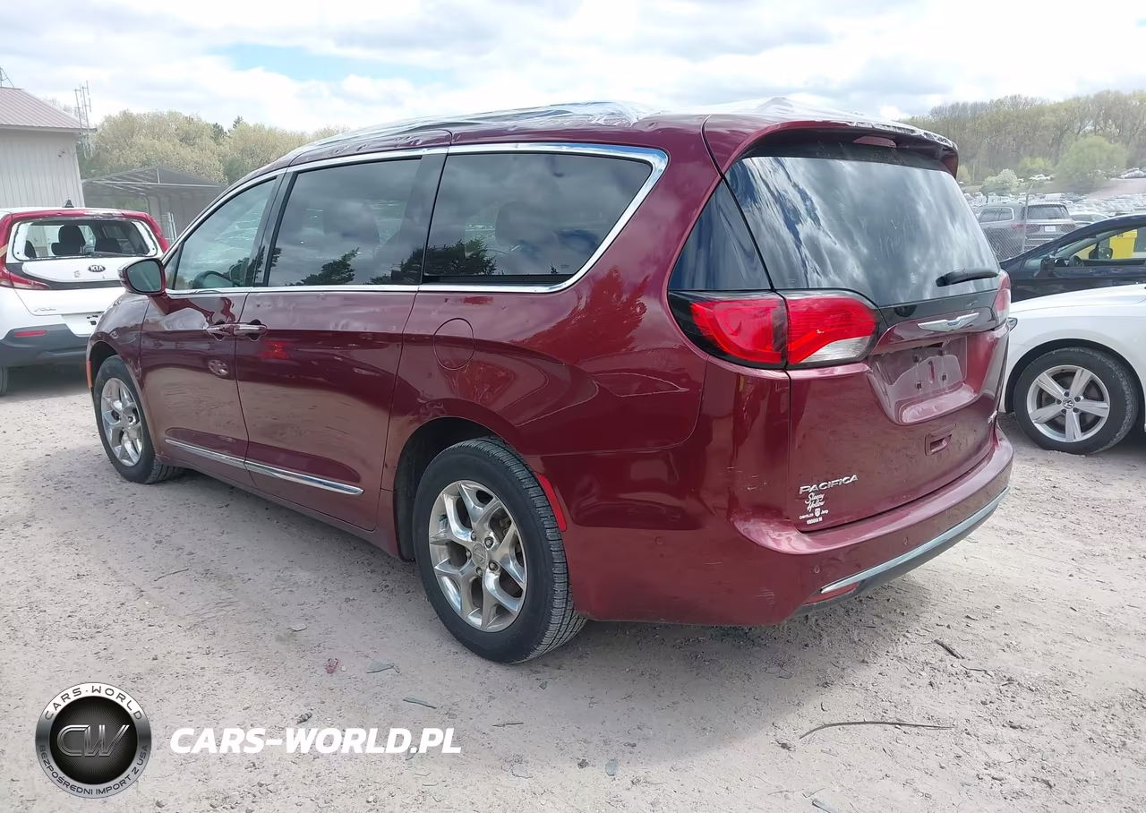 2019 Chrysler Pacifica Limited VIN:2C4RC1GG3KR703849 - 3