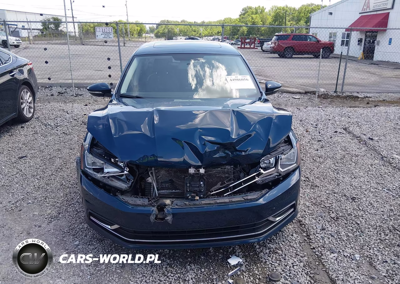2019 Volkswagen Passat 2.0T Wolfsburg Edition VIN:1VWLA7A39KC012948 - 12