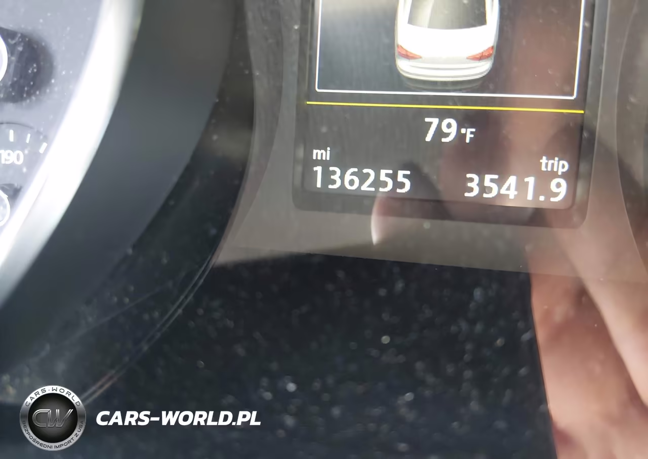 2019 Volkswagen Passat 2.0T Wolfsburg Edition VIN:1VWLA7A39KC012948 - 15