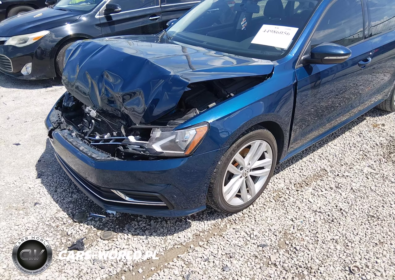 2019 Volkswagen Passat 2.0T Wolfsburg Edition VIN:1VWLA7A39KC012948 - 6
