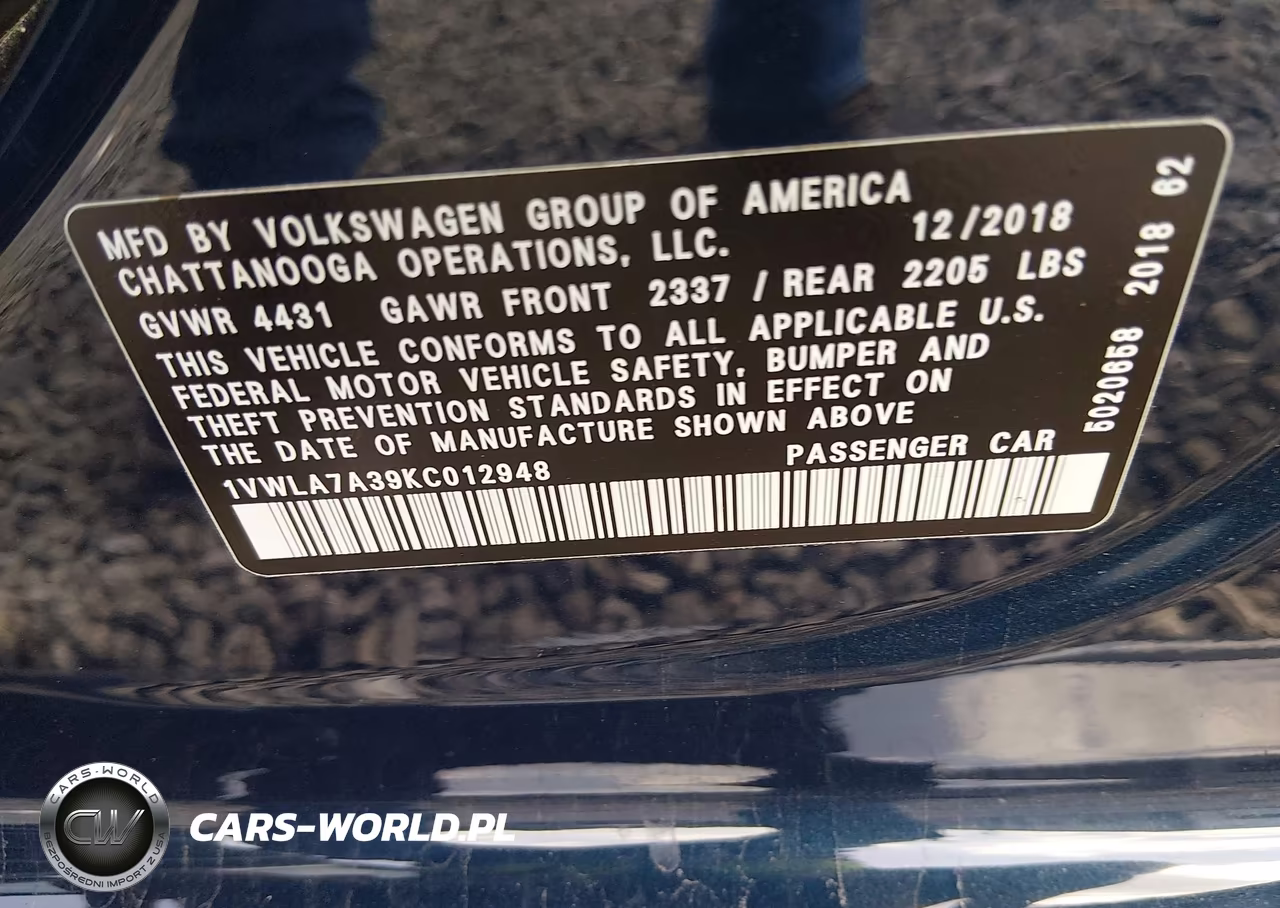 2019 Volkswagen Passat 2.0T Wolfsburg Edition VIN:1VWLA7A39KC012948 - 9