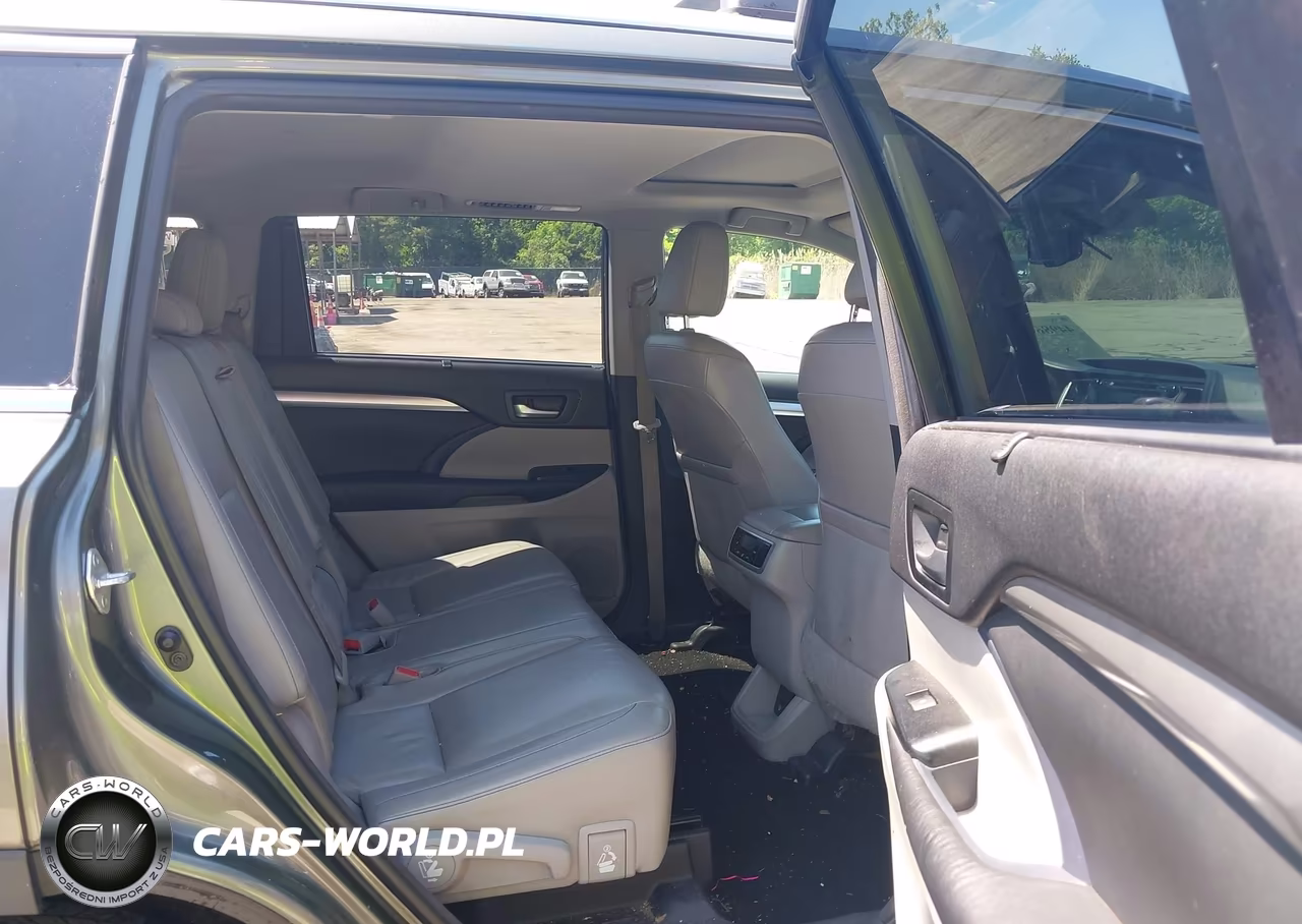 2015 Toyota Highlander Xle V6 VIN:5TDJKRFH2FS107721 - 8