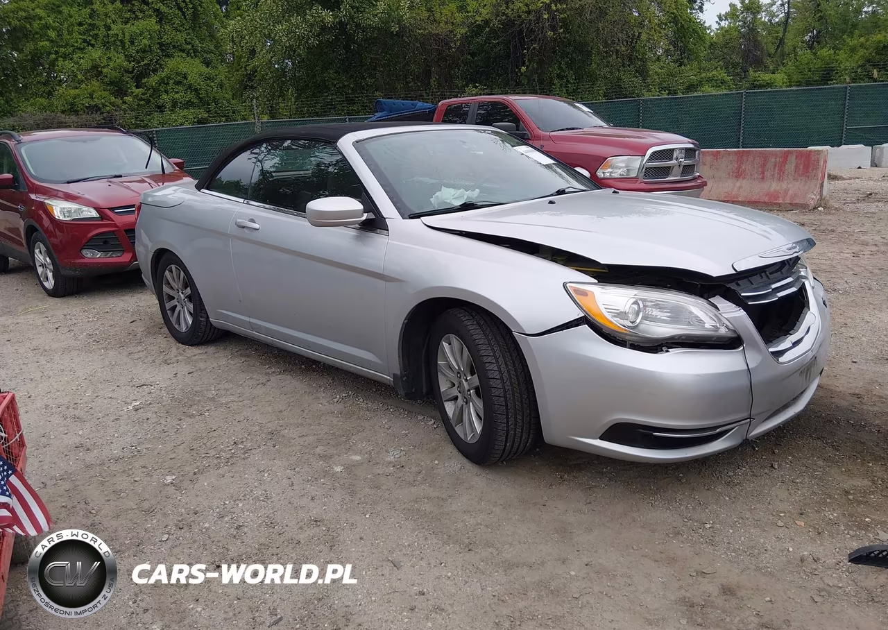 2012 Chrysler 200 Touring