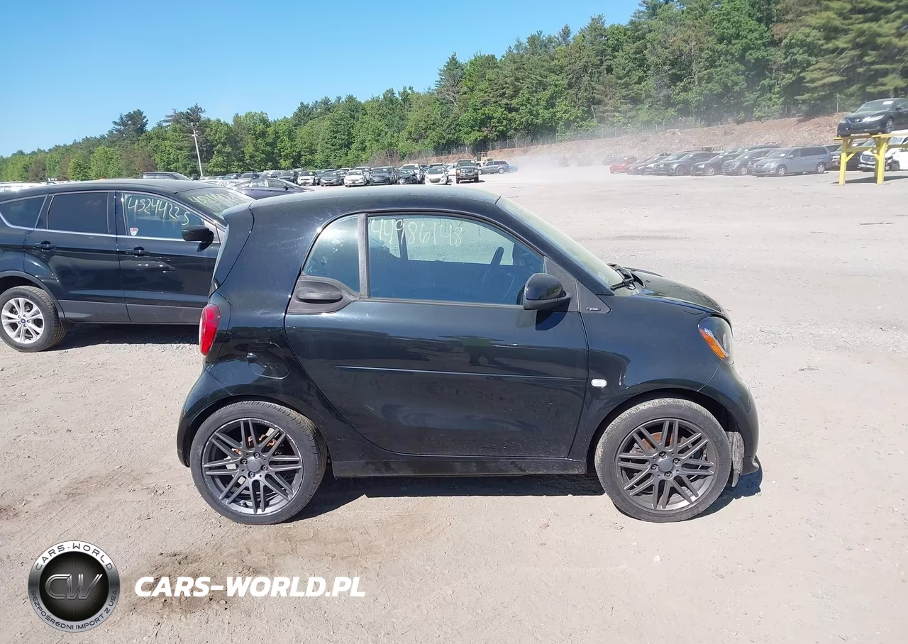 2017 Smart Fortwo Prime VIN:WMEFJ5DA0HK172618 - 14