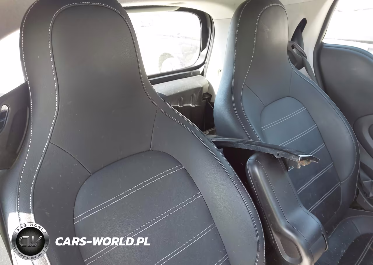 2017 Smart Fortwo Prime VIN:WMEFJ5DA0HK172618 - 8