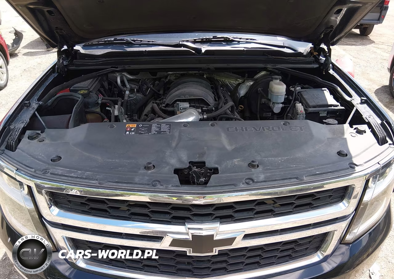 2015 Chevrolet Tahoe Lt VIN:1GNSKBKCXFR651833 - 10