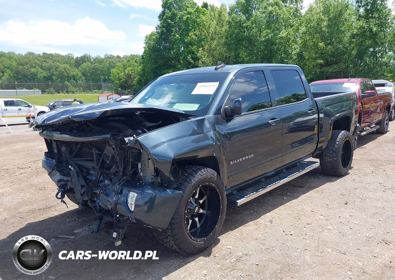 2018 Chevrolet Silverado 1500 2Lt VIN:3GCUKREC1JG423282 - 2