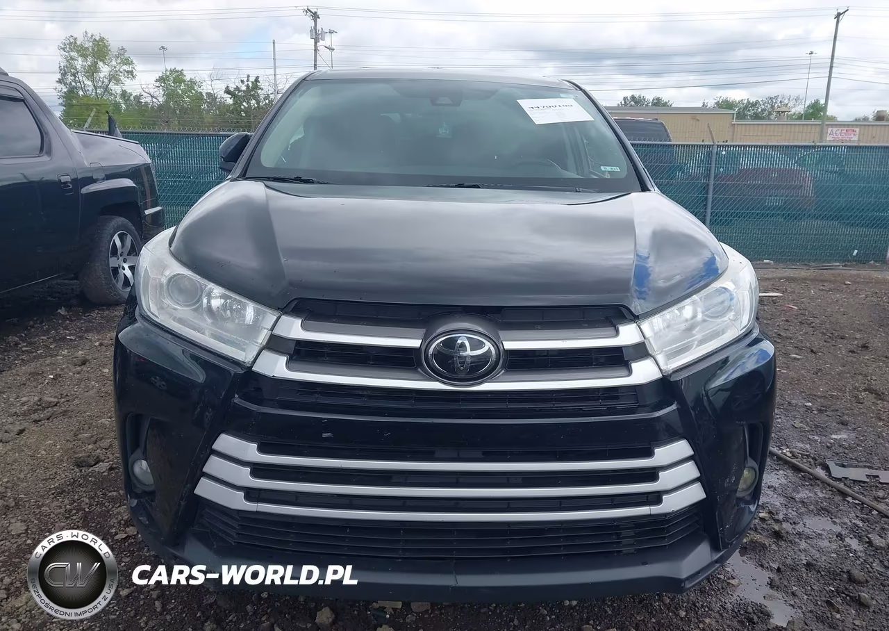 2019 Toyota Highlander Le VIN:5TDZARFH8KS042888 - 13