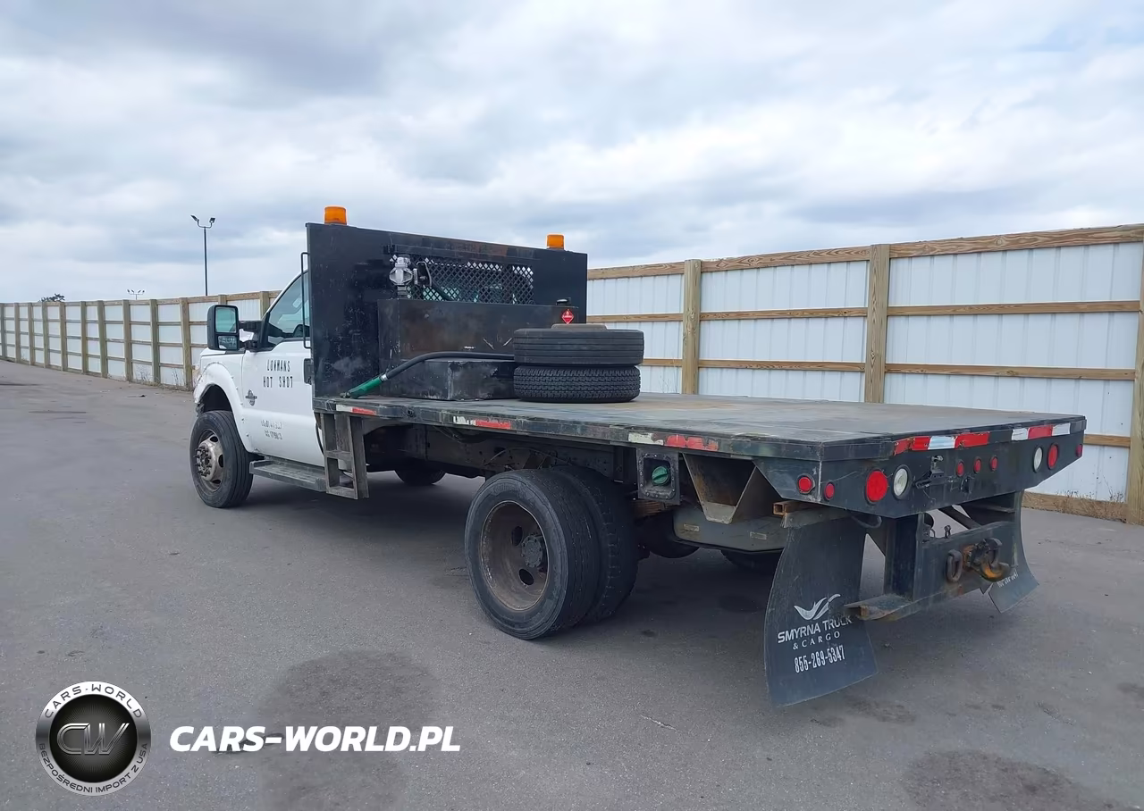 2015 Ford F-450 Chassis Xl VIN:1FDTF4GTXFED09159 - 3