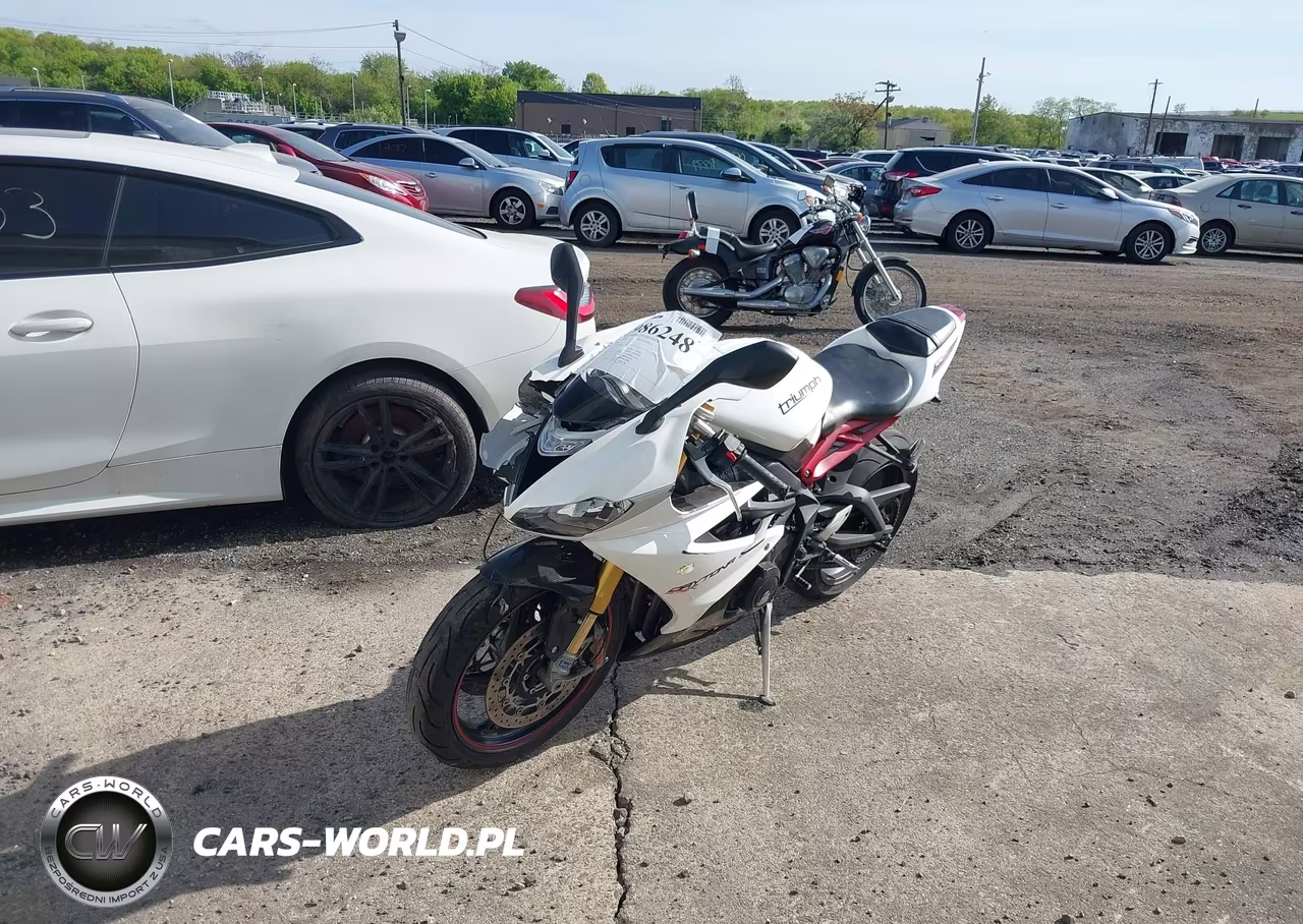 2013 Triumph Motorcycle Daytona 675-R VIN:SMTA02YK4DJ587505 - 2