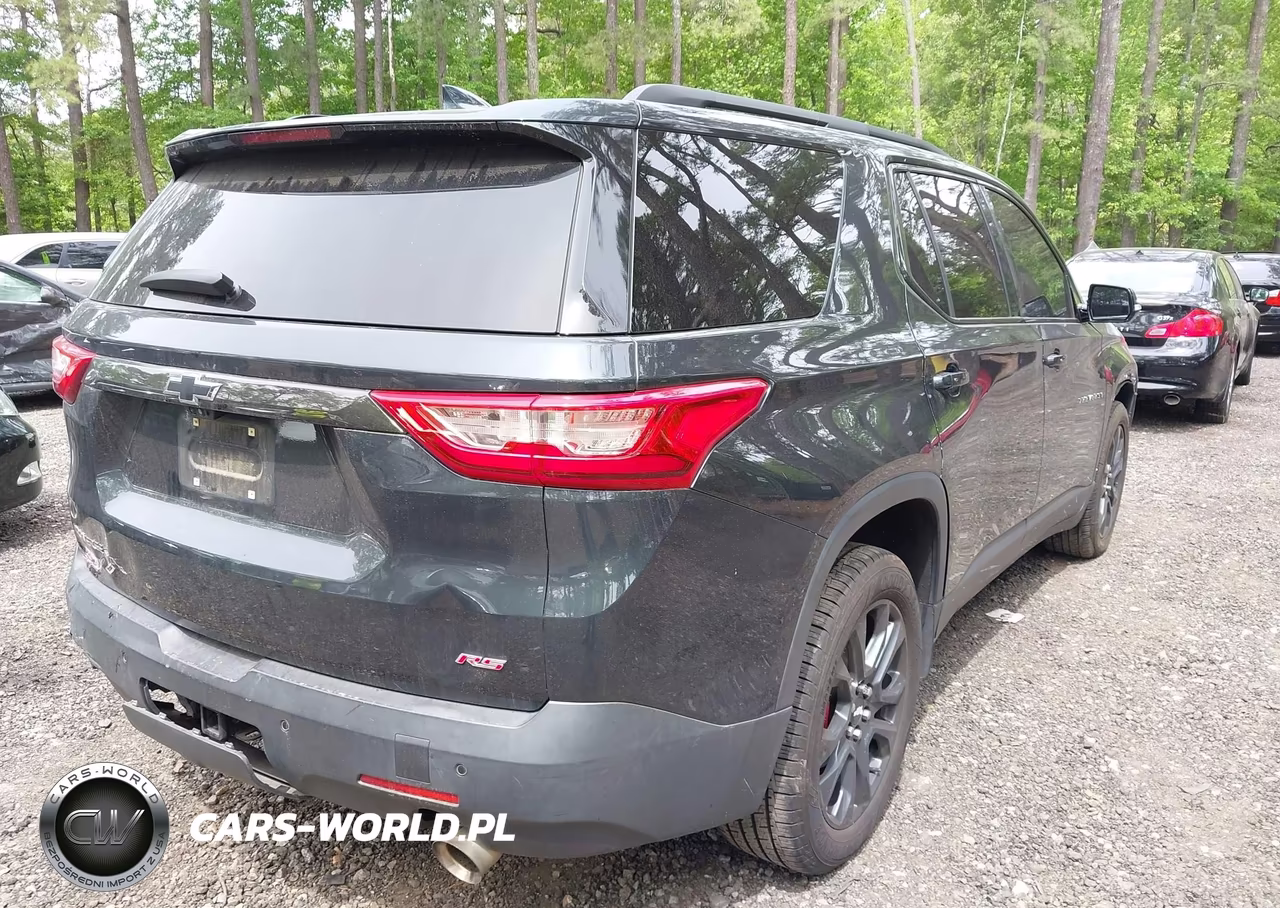 2019 Chevrolet Traverse Rs VIN:1GNEVJKW4KJ150079 - 4