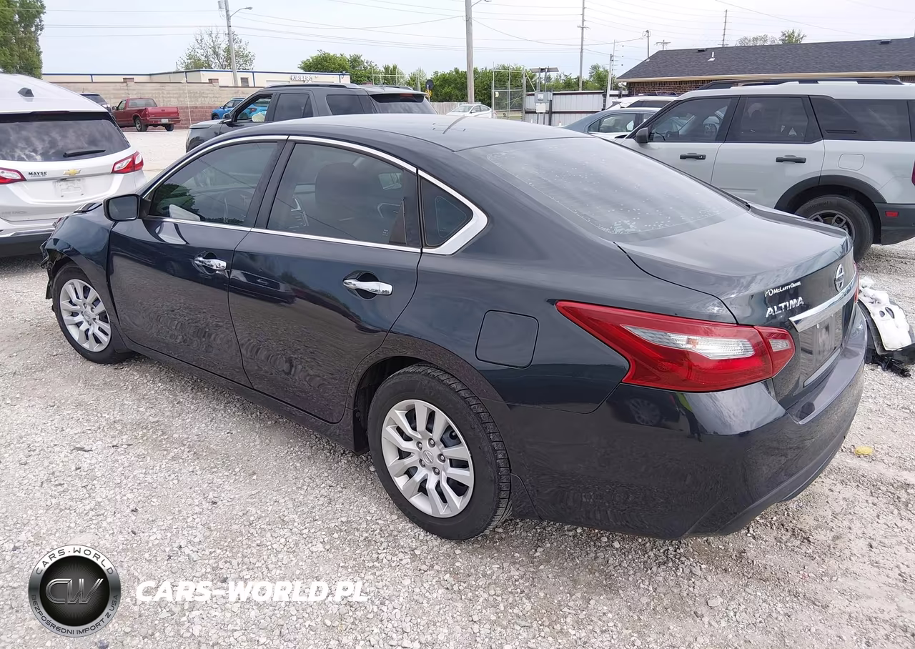 2018 Nissan Altima 2.5 S VIN:1N4AL3AP1JC474361 - 3