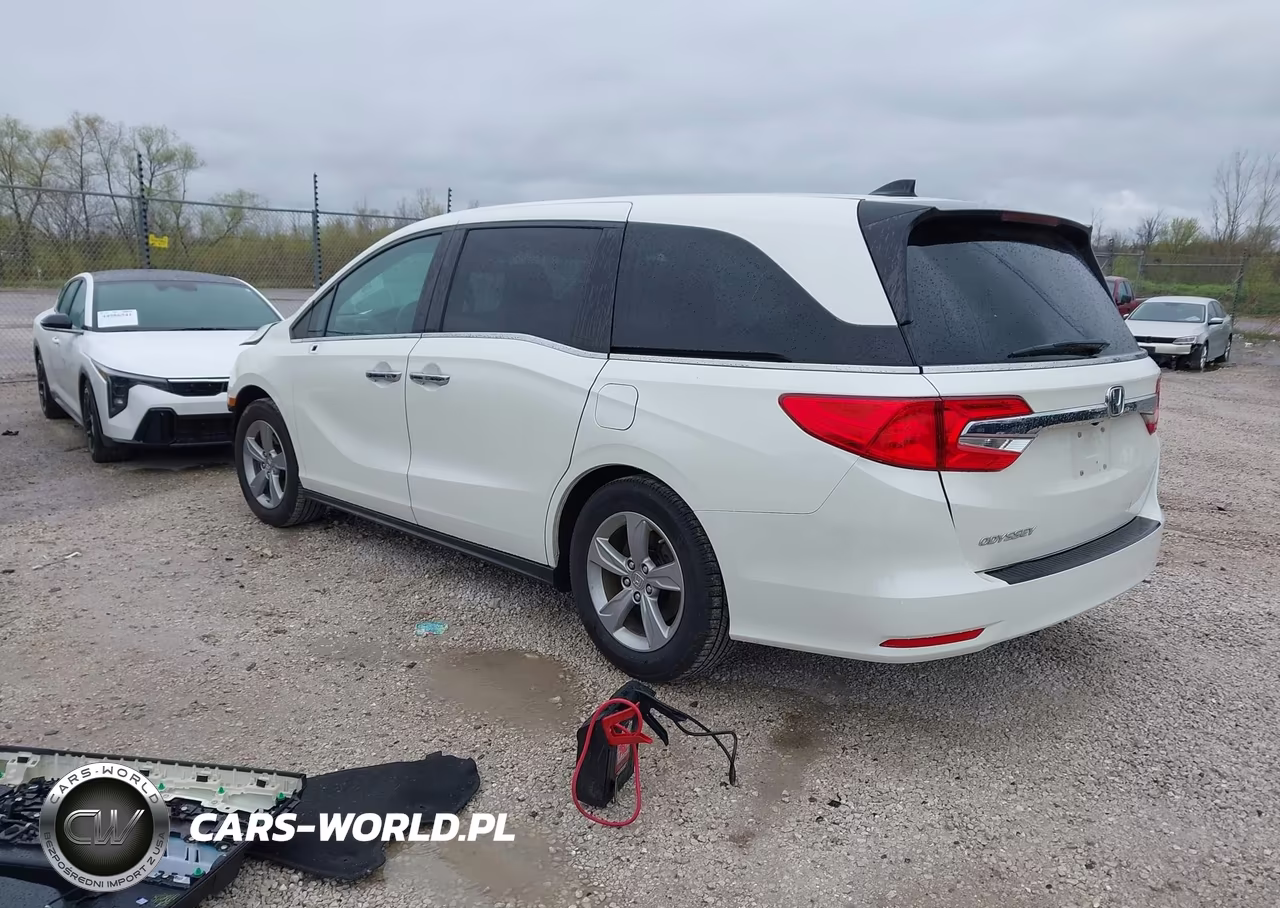 2018 Honda Odyssey Ex-L VIN:5FNRL6H79JB036498 - 3