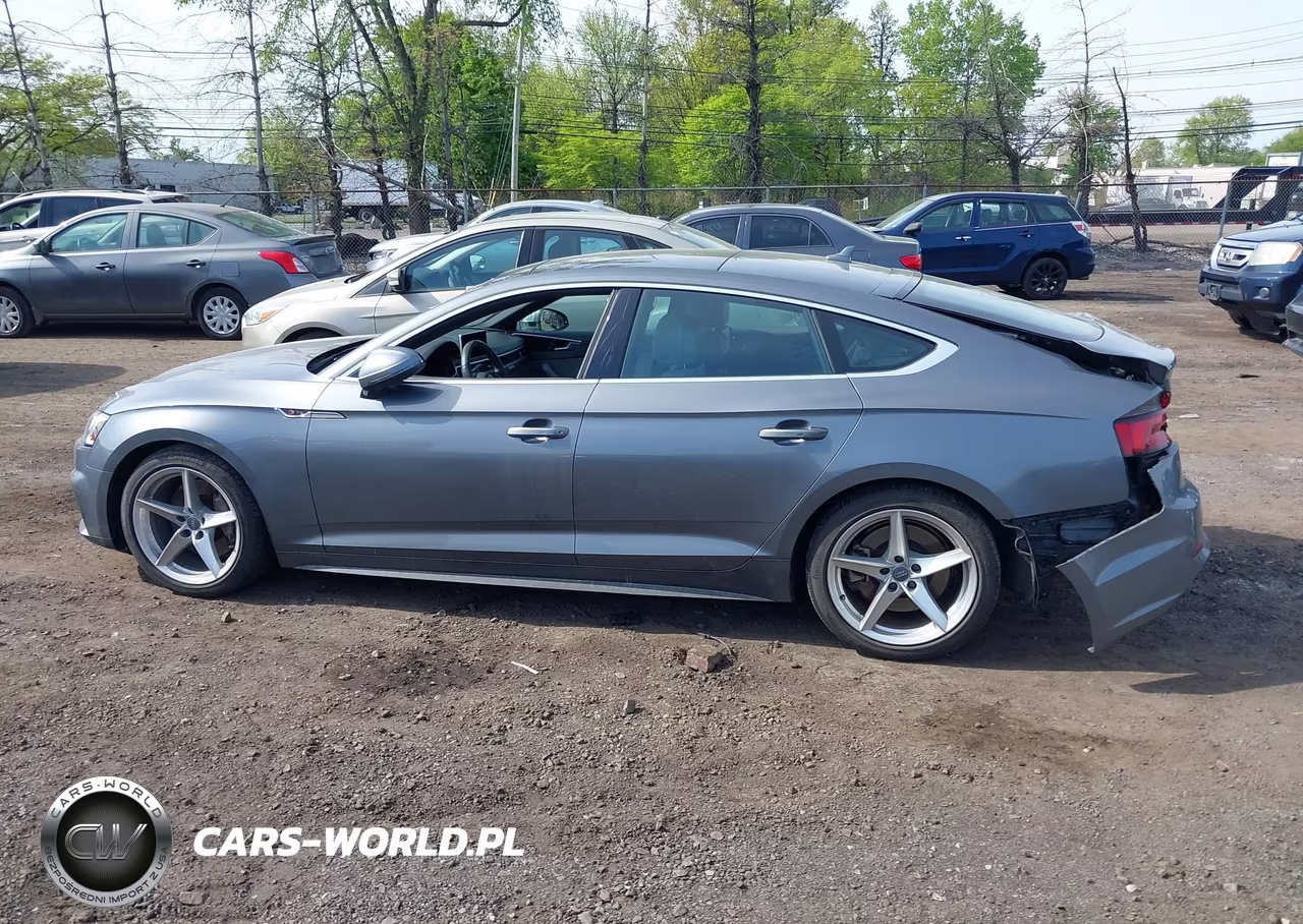 2019 Audi A5 45 Premium VIN:WAUENCF57KA043658 - 14